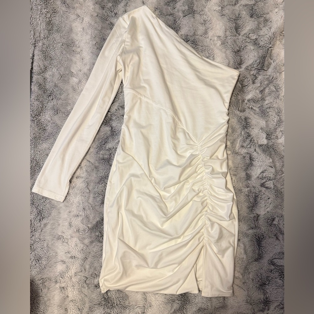one shoulder dress
